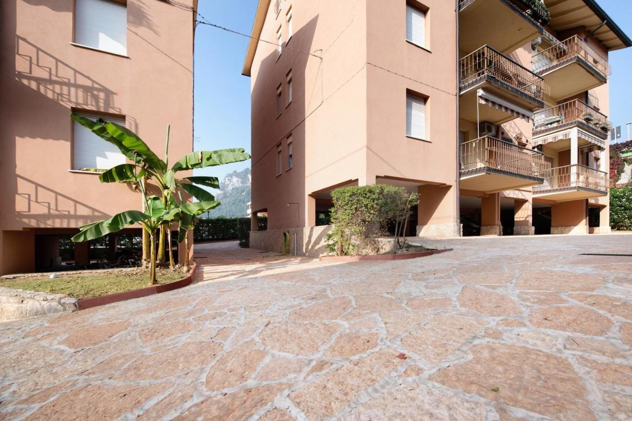 Appartamento Amedeo Bardolino Exterior foto